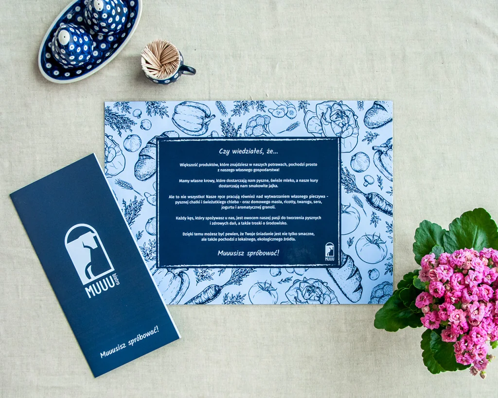 MUUU bistro: podkładka pod talerz i menu z ilustracjami warzyw, materiały drukowane